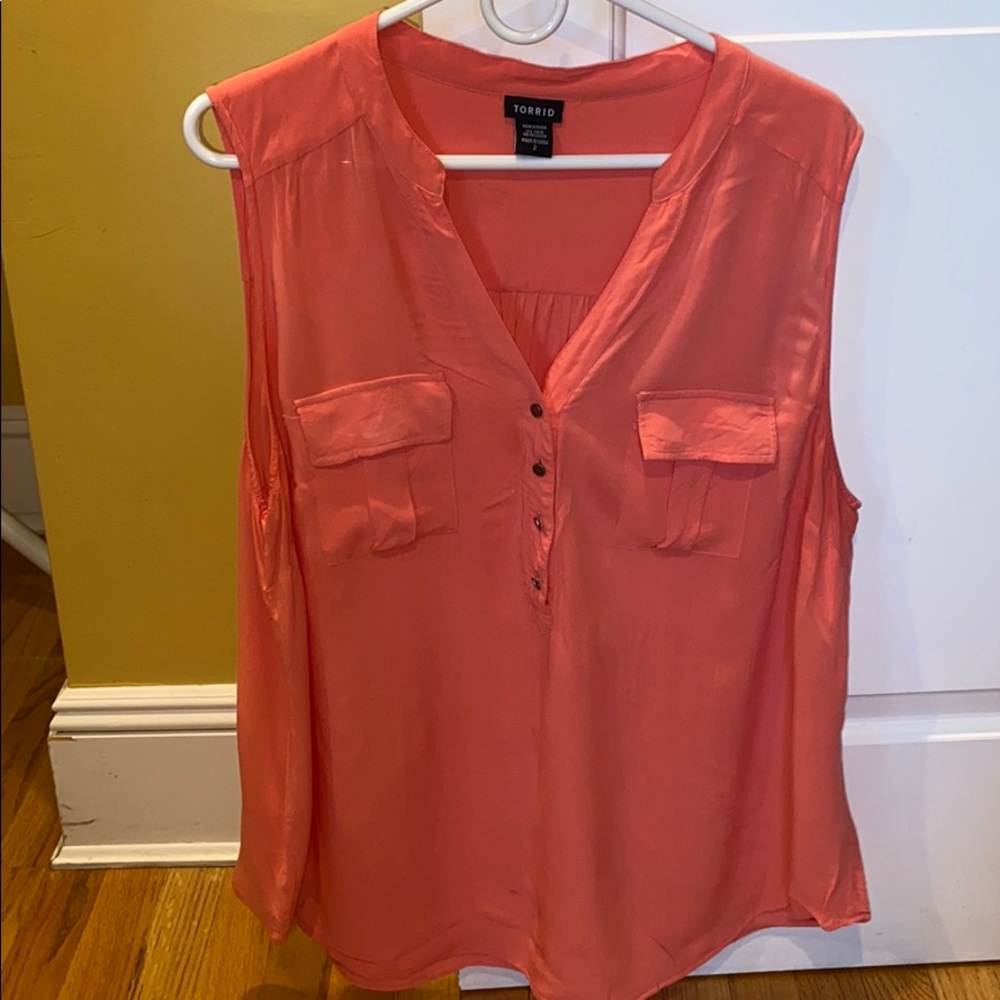 Torrid Sz 2 flowy blouse plus size top shirt